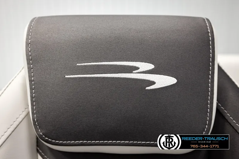 Slide: The Image of 2026 Bennington SLSF boat seat with logo, Reeder-Trausch Marine branding. - 38