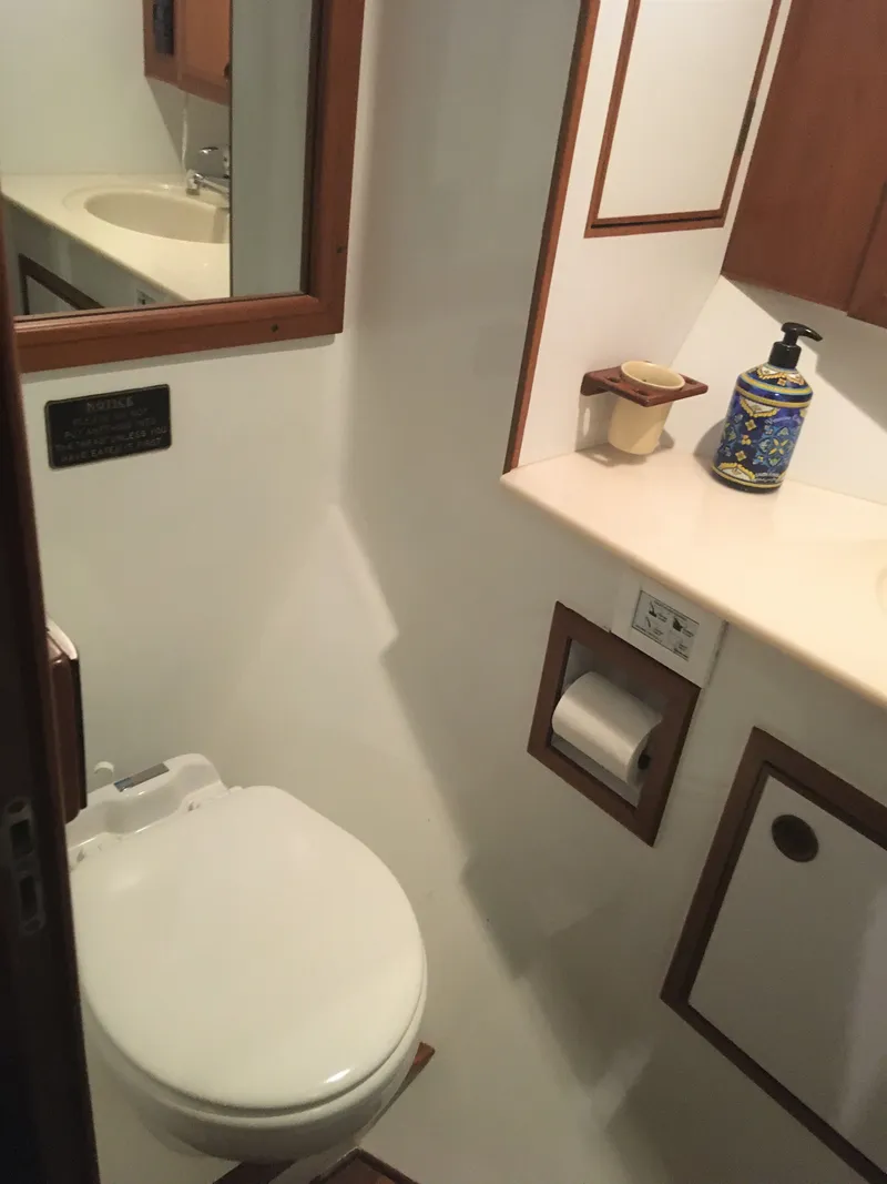 Slide: The Image of Bathroom in DeFever 44+5 boat, year 2005. - 37