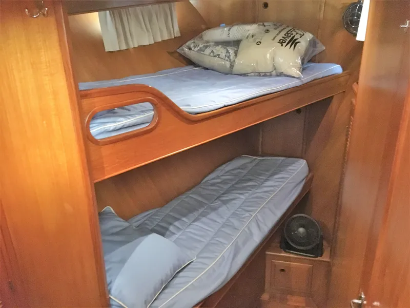 Slide: The Image of Cabin with bunk beds on DeFever 44+5 yacht, year 2005. - 43