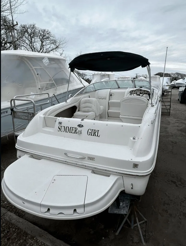 Slide: The Image of Sea Ray 225 Weekender 2001 - 7