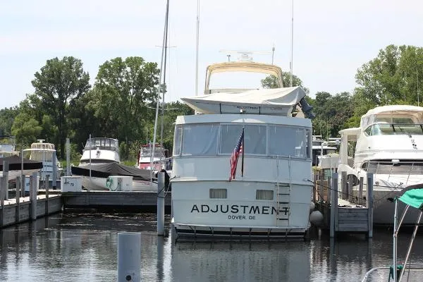 Slide: The Image of Hatteras 60 Motor Yacht 1988 - 10