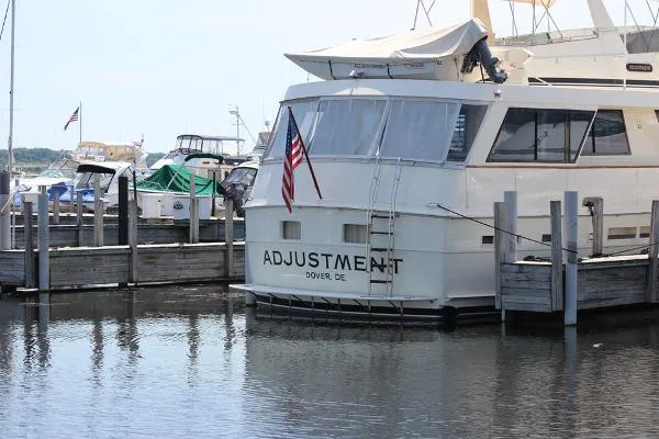 Slide: The Image of Hatteras 60 Motor Yacht 1988 - 9