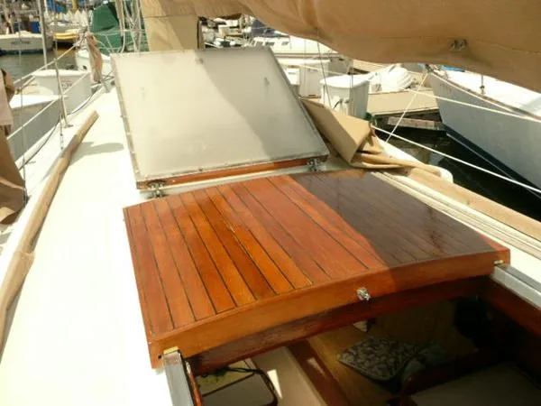 Slide: The Image of Ericson Sloop 1971 - 10