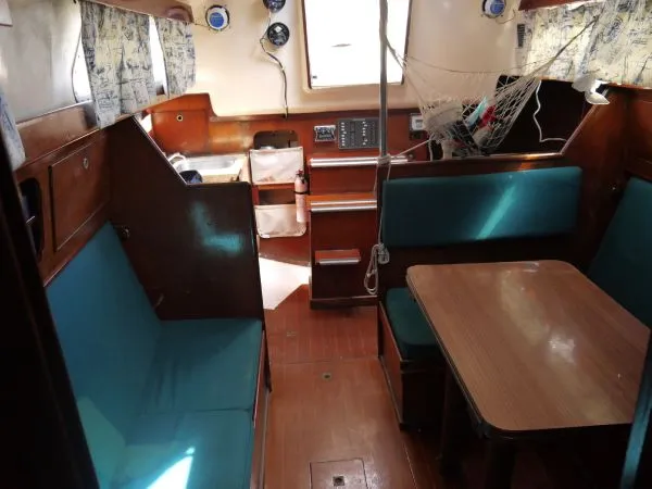 Slide: The Image of Raider Sloop 1970 - 11