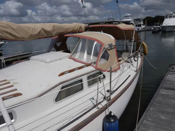 Slide: The Image of Raider Sloop 1970 - 4