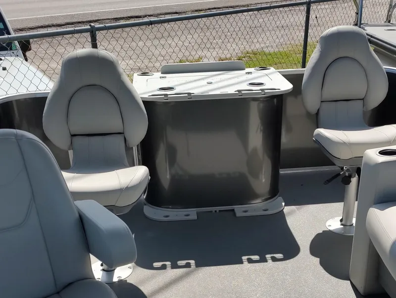 Slide: The Image of Sylvan Mirage 820 PARTY FISH - 10