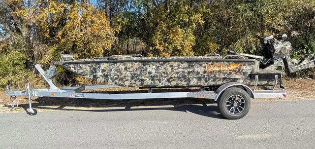 The Image of Excel 1754 Shallow Water F4 2026 - 1