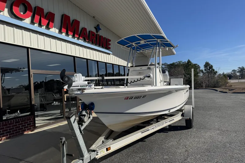 Slide: The Image of 2013 Sea Hunt BX 20 BR boat on trailer outside marine dealership. - 14