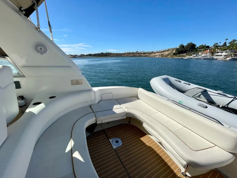 Slide: The Image of Interior of a 2001 Sea Ray Sundancer 310 yacht on calm waters. - 31