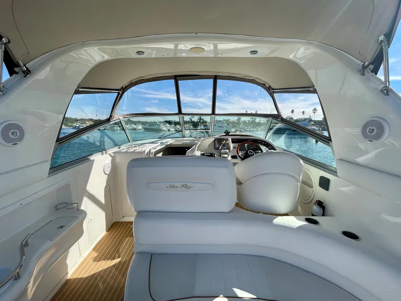 Slide: The Image of Interior of a 2001 Sea Ray Sundancer 310 yacht with cockpit view. - 34