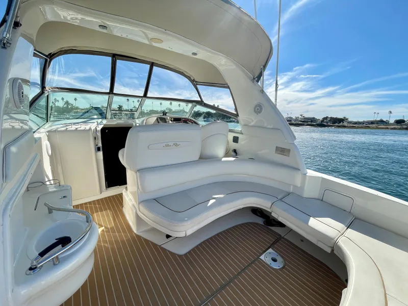Slide: The Image of Interior of a 2001 Sea Ray Sundancer 310 yacht on the water. - 35