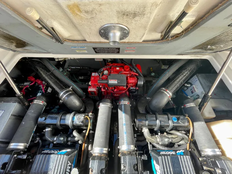 Slide: The Image of Engine compartment of a 2001 Sea Ray Sundancer 310 boat. - 46