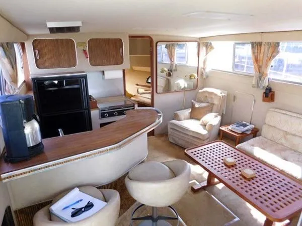 Slide: The Image of Chris-Craft CATALINA 380 1985 - 6