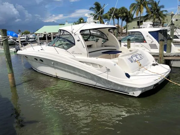 Slide: The Image of Sea Ray 420 Sundancer 2004 - 3