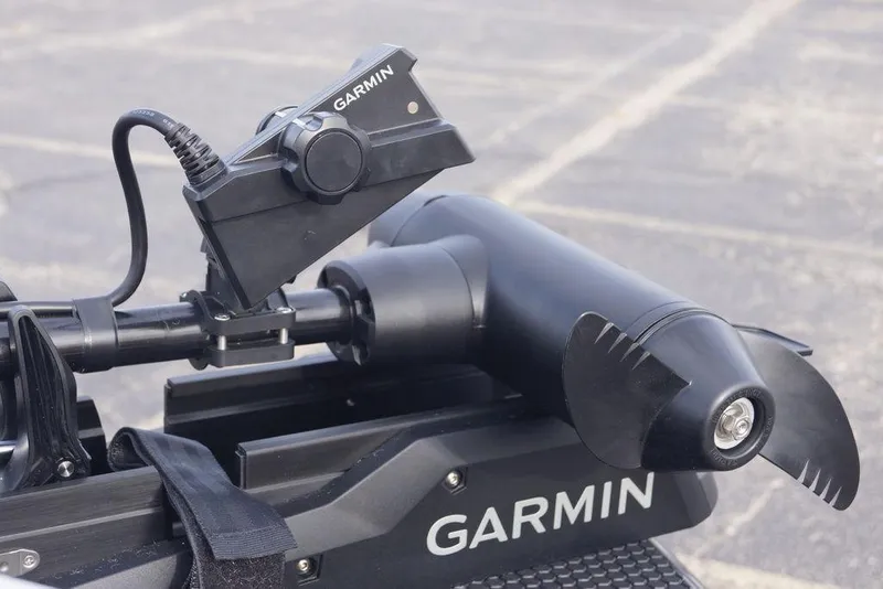 Slide: The Image of Garmin device on Phoenix 21 XE, 2026 model, featuring advanced technology. - 20