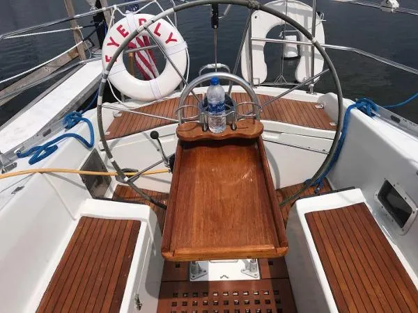 Slide: The Image of Beneteau First 42 1982 - 7