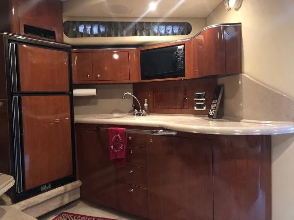 Slide: The Image of Sea Ray 380 Sundancer 2003 - 1