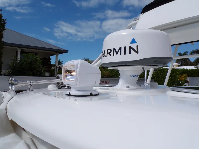 Slide: The Image of Boston Whaler 345 Conquest 2014 - 12