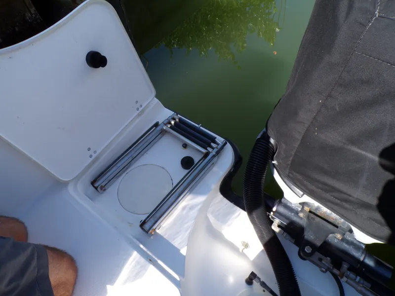 Slide: The Image of Boston Whaler 345 Conquest 2014 - 32