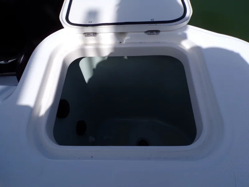 Slide: The Image of Boston Whaler 345 Conquest 2014 - 34