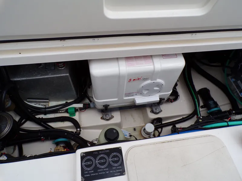 Slide: The Image of Boston Whaler 345 Conquest 2014 - 37