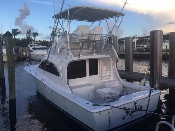 Slide: The Image of Luhrs Tournament 360 Convertible 2000 - 0