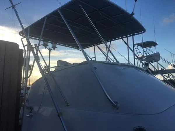 Slide: The Image of Luhrs Tournament 360 Convertible 2000 - 6