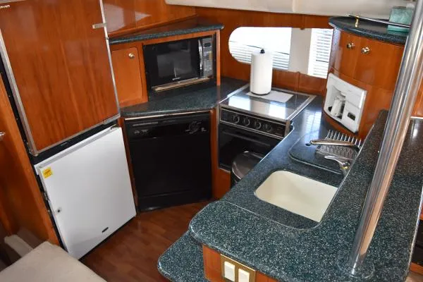 Slide: The Image of Carver Yachts 506 Motor Yacht 2001 - 7