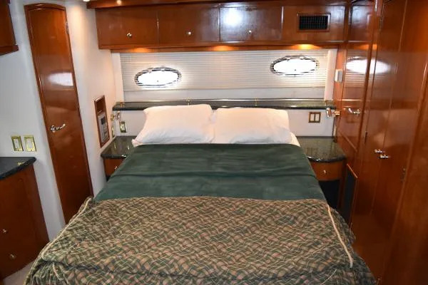 Slide: The Image of Carver Yachts 506 Motor Yacht 2001 - 9