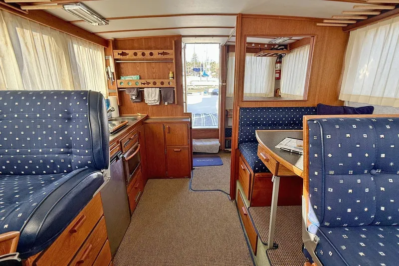 Slide: The Image of Commander 30 - Looking Aft - 2