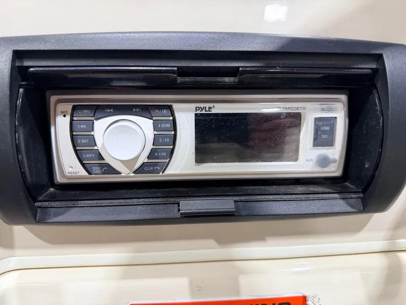 Slide: The Image of G3 PB 20 Pontoon 2006 - 25