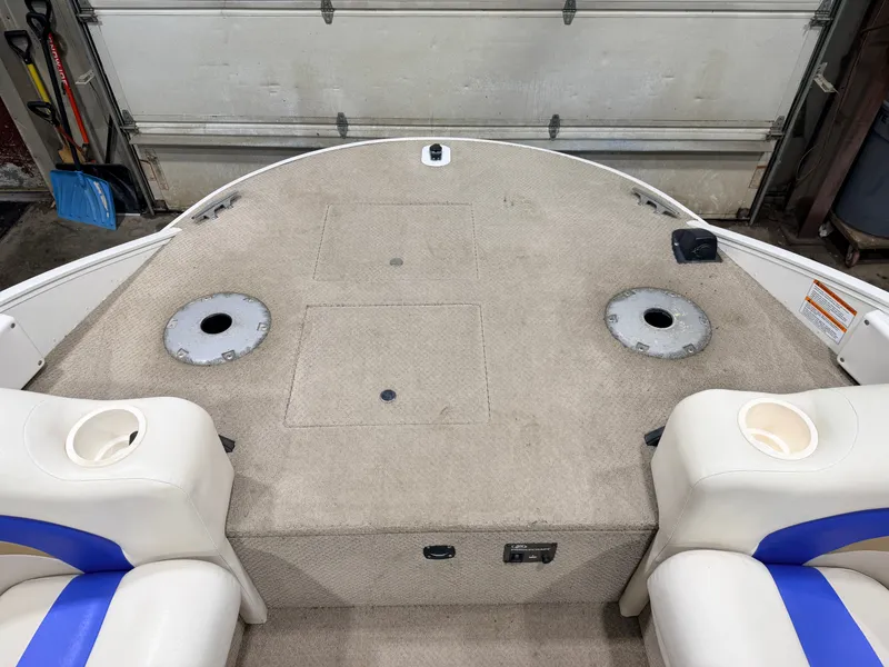 Slide: The Image of Princecraft VENTURA 192 DECK BOAT 2008 - 11