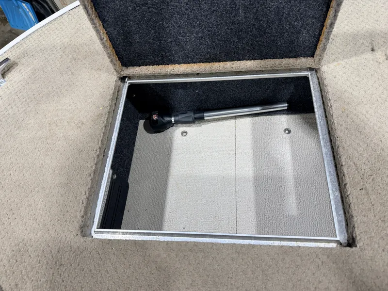 Slide: The Image of Princecraft VENTURA 192 DECK BOAT 2008 - 12