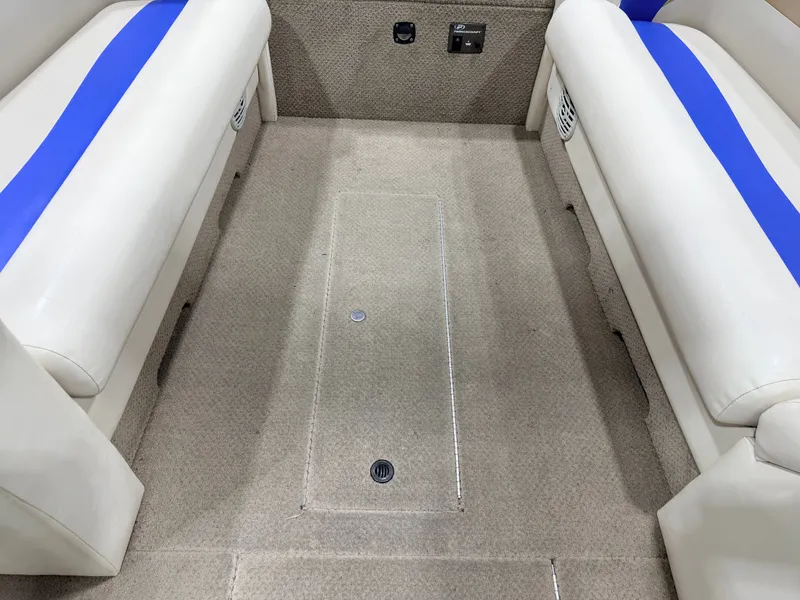 Slide: The Image of Princecraft VENTURA 192 DECK BOAT 2008 - 20