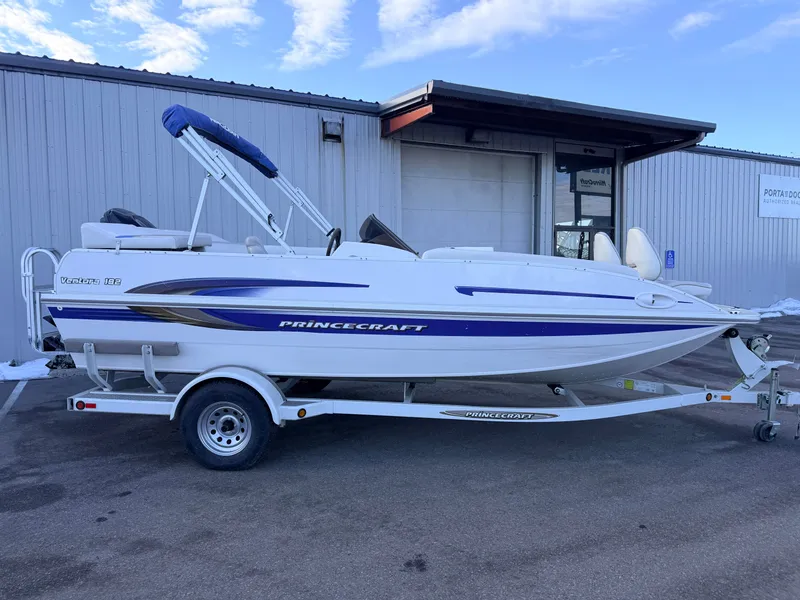 Slide: The Image of Princecraft VENTURA 192 DECK BOAT 2008 - 22