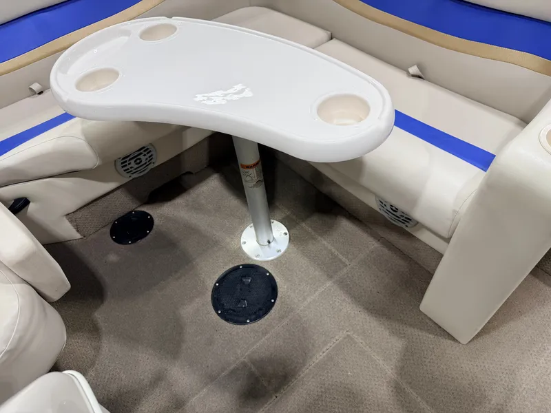 Slide: The Image of Princecraft VENTURA 192 DECK BOAT 2008 - 37