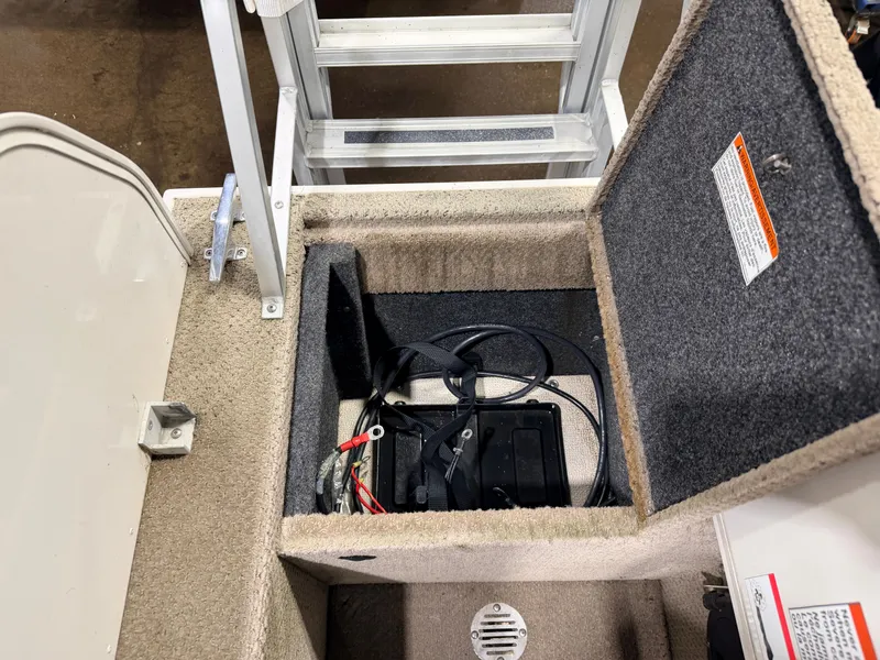 Slide: The Image of Princecraft VENTURA 192 DECK BOAT 2008 - 50