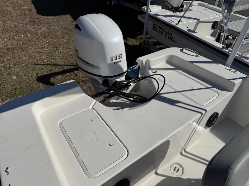 Slide: The Image of Carolina EV 180 SEA SKIFF 2026 - 10