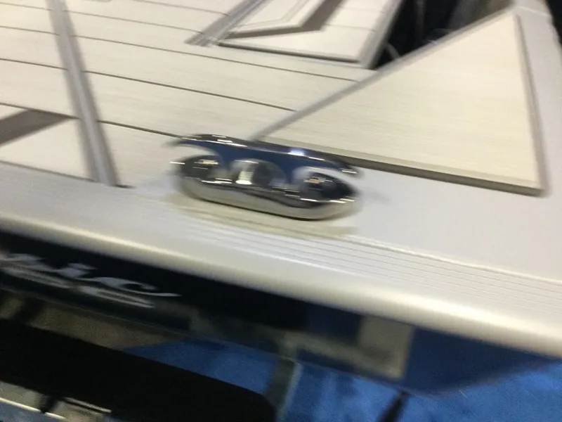 Slide: The Image of Tracker CLASSIC CC 2026 - 26