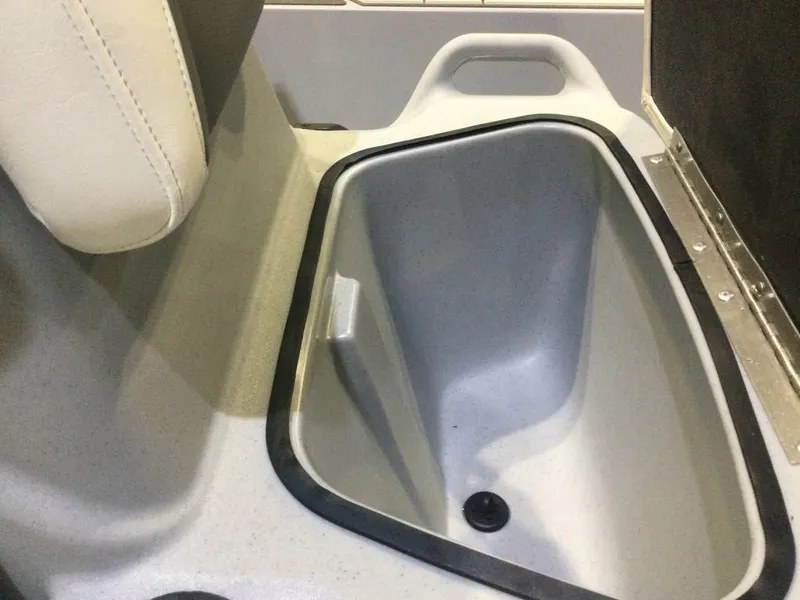 Slide: The Image of Tracker CLASSIC CC 2026 - 6