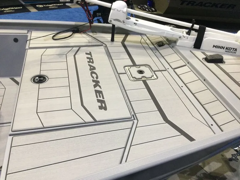 Slide: The Image of Tracker CLASSIC CC 2026 - 8