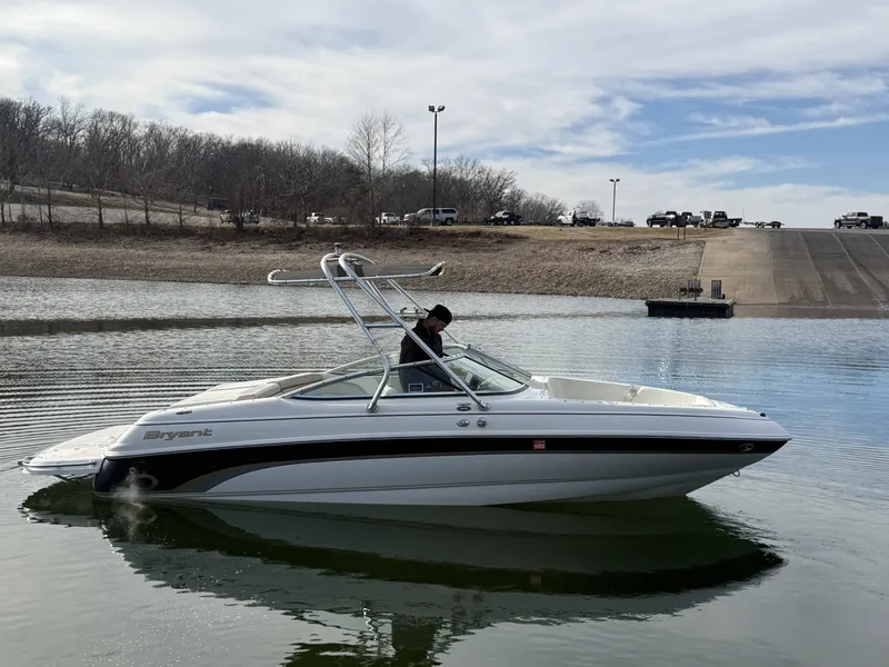 The Image of Bryant 214 2005 - 1