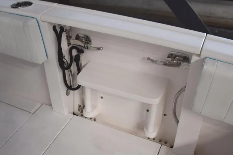 Slide: The Image of Electric raising backrests on forward seating console. - 16