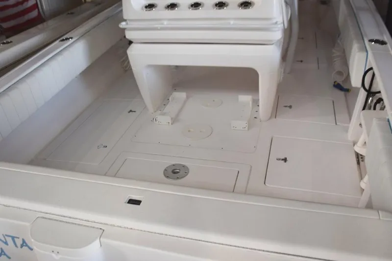 Slide: The Image of Cockpit deck with aft seat closed - 26