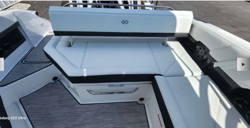 Slide: The Image of Cobalt R8 2025 - 10