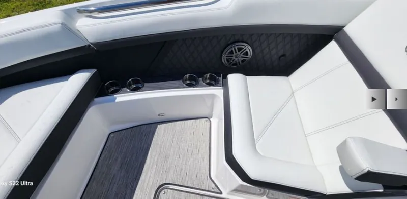 Slide: The Image of Cobalt R8 2025 - 6