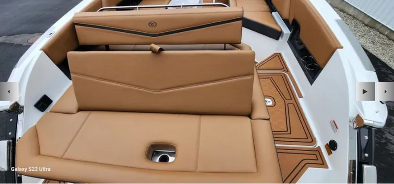 Slide: The Image of Cobalt R8 Surf 2025 - 8