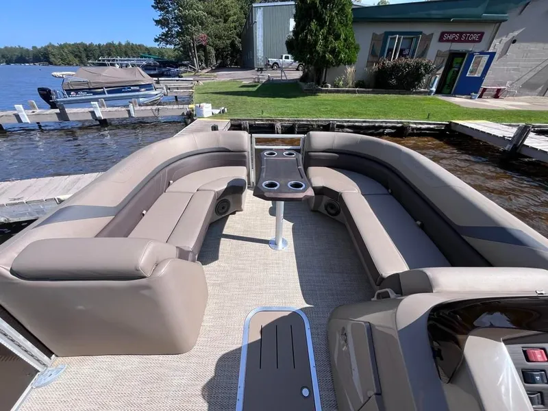 Slide: The Image of Bennington 23SXSRC SPS TRI 2024 - 6