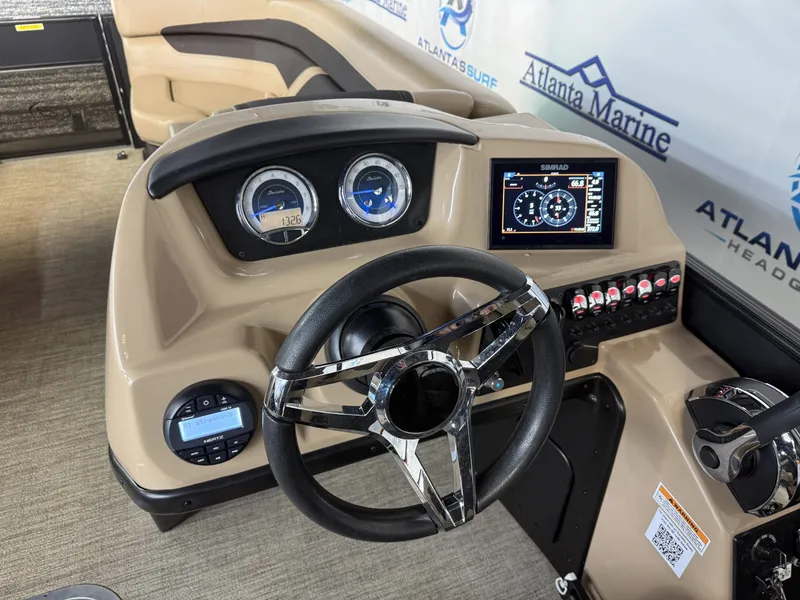 Slide: The Image of Barletta Cabrio 22UC 2022 - 18