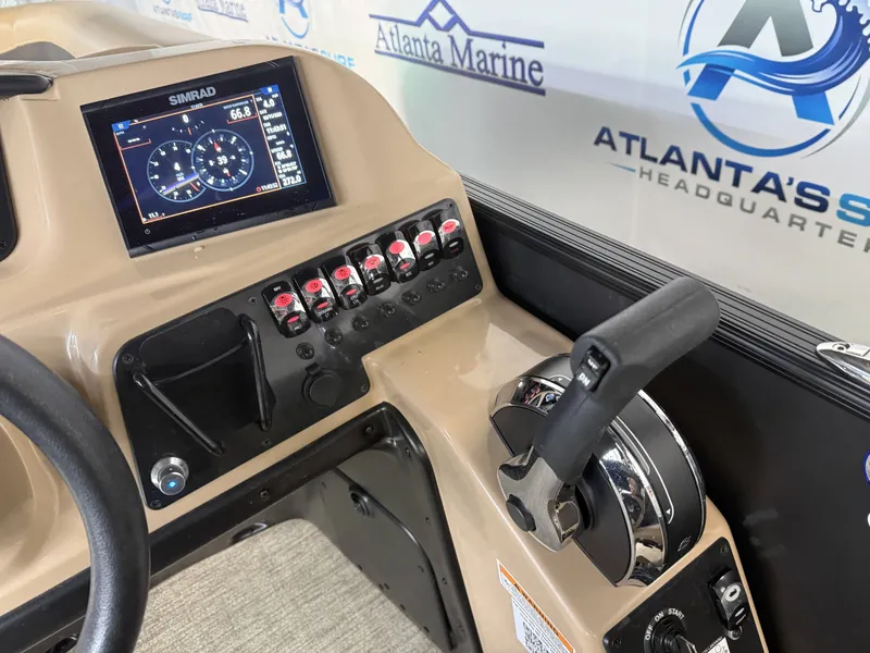 Slide: The Image of Barletta Cabrio 22UC 2022 - 19